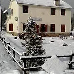 Отель еко орловецъ 3*